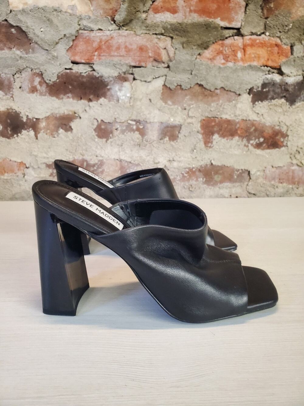 Steve Madden Womens Mules Black Block Heel Square Toe 7.5 Leather Upper Slip On